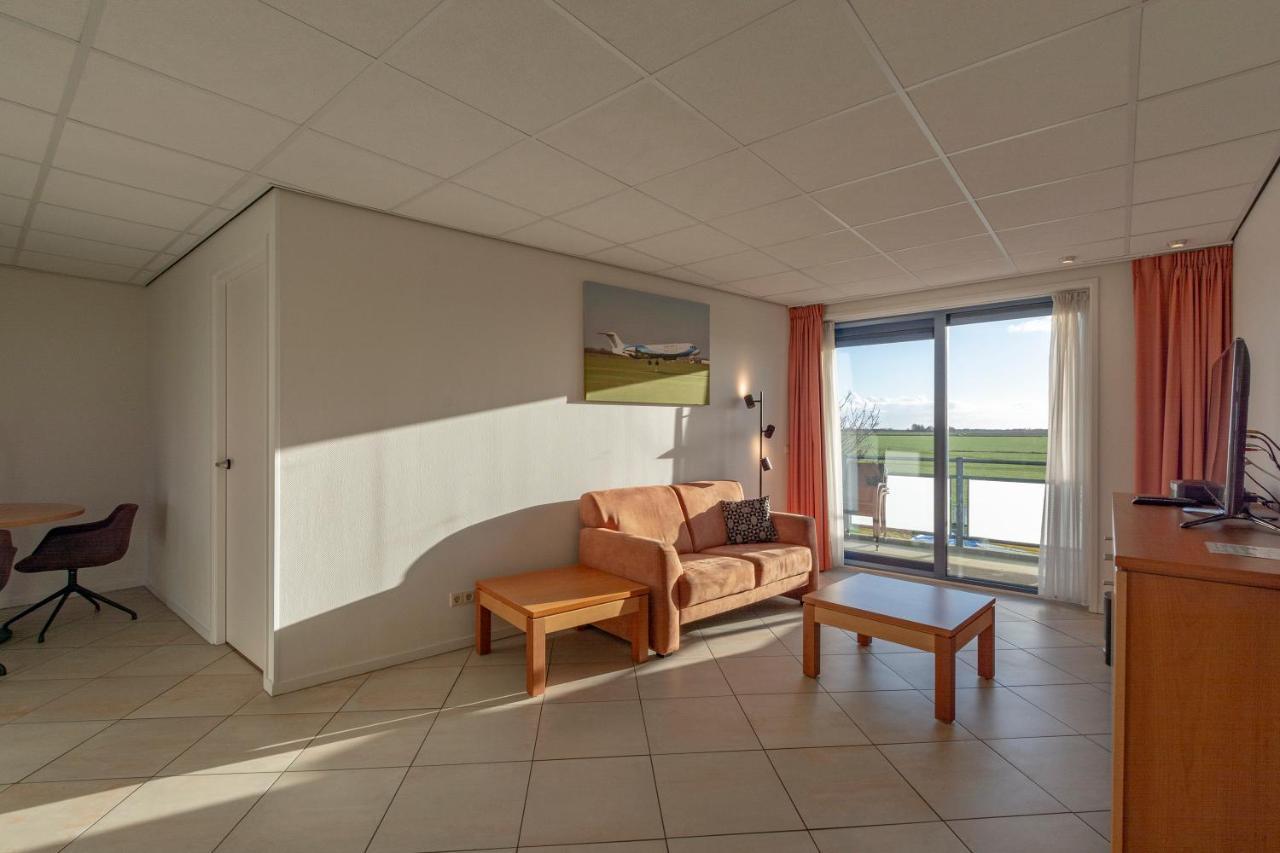 De Vlijt Royal Class Suite De Cocksdorp  Exterior photo